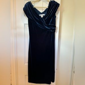 David Warren Size 12 velvet blue cocktail dress